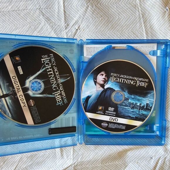 DVDS blue ray Percy Jackson & The Olympians & Snow white pre-owned - Picture 8 of 8